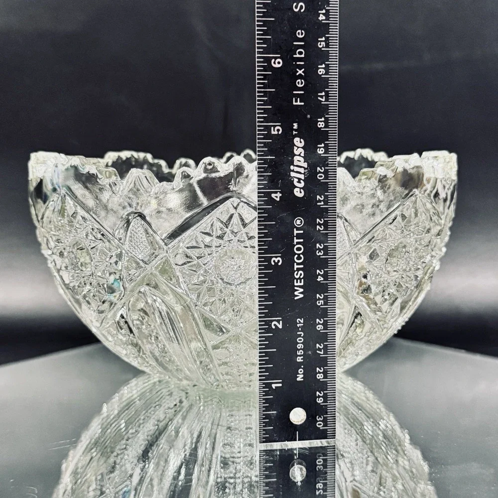 Vintage Mckee Glass Co Clear Pressed Glass Serving‎ Bowl Sawtooth Rim Heavy